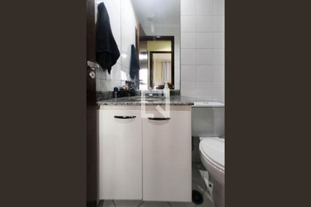 Apartamento à venda com 57m², 2 quartos e 1 vagaBanheiro Social