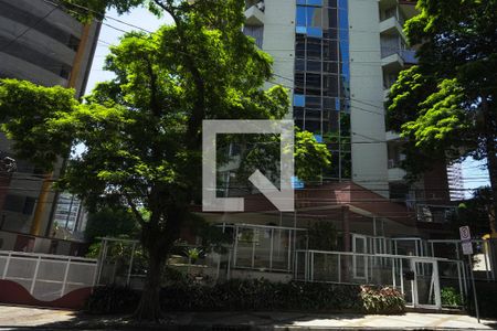 Apartamento à venda com 104m², 1 quarto e 2 vagas Apartamento à venda com 104m², 1 quarto e 2 vagasFachada