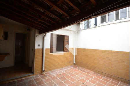 Casa à venda com 100m², 3 quartos e sem vagaQuintal