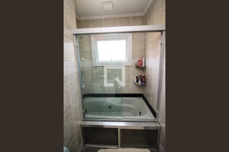 Casa à venda com 200m², 3 quartos e 3 vagasBanheiro da Suíte 1