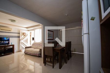 Casa à venda com 130m², 3 quartos e 1 vaga Casa à venda com 130m², 3 quartos e 1 vagaCozinha