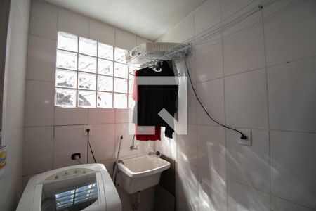 Casa à venda com 130m², 3 quartos e 1 vaga Casa à venda com 130m², 3 quartos e 1 vagalavanderia