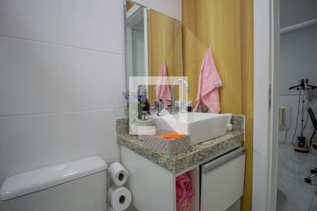 Apartamento para alugar com 220m², 3 quartos e 3 vagas Apartamento para alugar com 220m², 3 quartos e 3 vagasBanheiro da Suíte 1