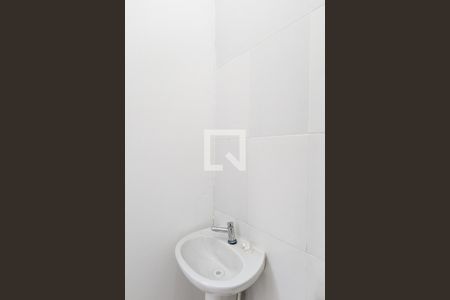 Casa à venda com 86m², 2 quartos e 1 vaga Casa à venda com 86m², 2 quartos e 1 vagaBanheiro