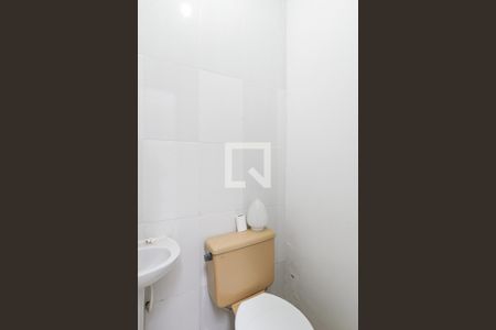 Casa à venda com 86m², 2 quartos e 1 vaga Casa à venda com 86m², 2 quartos e 1 vagaBanheiro