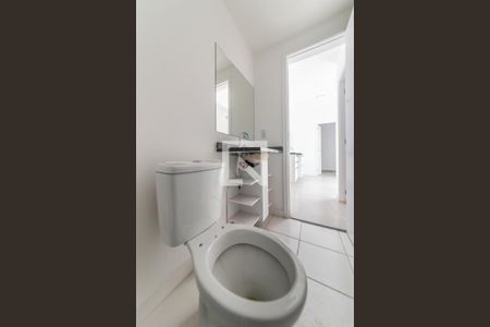 Apartamento à venda com 31m², 2 quartos e sem vaga Apartamento à venda com 31m², 2 quartos e sem vagaBanheiro