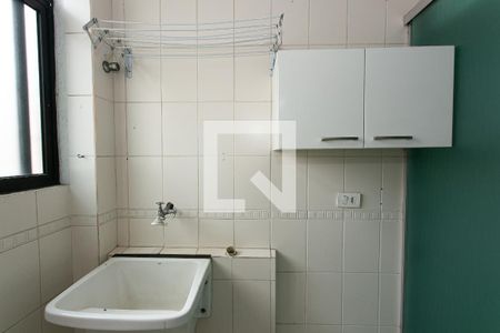 Apartamento à venda com 79m², 3 quartos e 1 vagaÁrea de Serviço