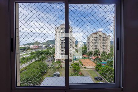 Apartamento à venda com 64m², 2 quartos e 1 vagaQuarto 1 Janela