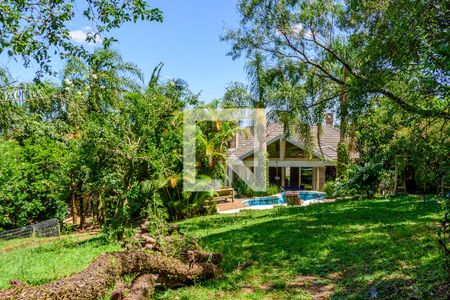 Casa de condomínio à venda com 280m², 3 quartos e 4 vagasQuintal