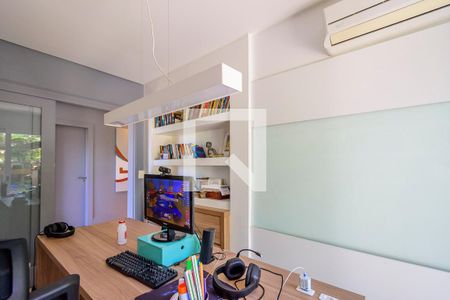 Escritório de casa de condomínio à venda com 3 quartos, 280m² em Aberta dos Morros, Porto Alegre