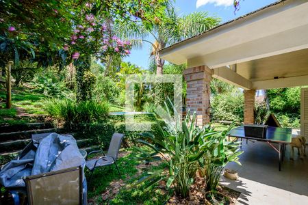 Casa de condomínio à venda com 280m², 3 quartos e 4 vagasQuintal