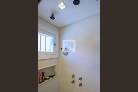 Casa de condomínio à venda com 280m², 3 quartos e 4 vagasBanheiro da Suíte