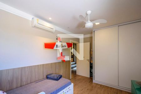 Casa de condomínio à venda com 280m², 3 quartos e 4 vagasQuarto 1