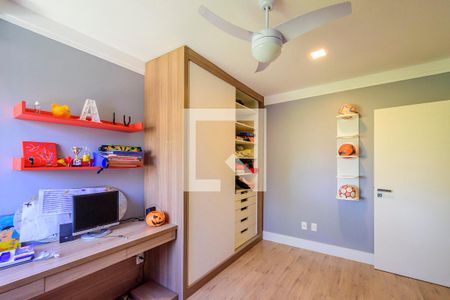 Casa de condomínio à venda com 280m², 3 quartos e 4 vagasQuarto 2