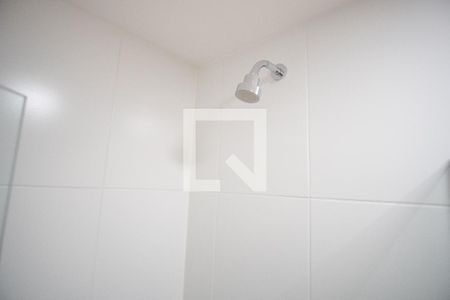 Banheiro de kitnet/studio para alugar com 1 quarto, 27m² em Vila Buarque, São Paulo