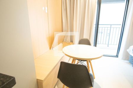 Quarto de kitnet/studio para alugar com 1 quarto, 27m² em Vila Buarque, São Paulo