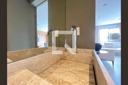 Apartamento à venda com 100m², 1 quarto e 2 vagasLavabo