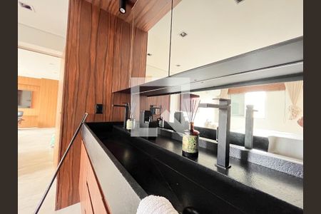 Apartamento à venda com 100m², 1 quarto e 2 vagasBanheiro da Suíte