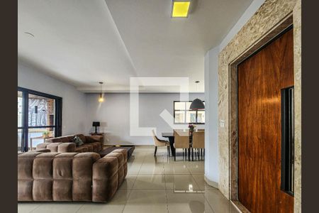 Sala de apartamento para alugar com 4 quartos, 200m² em Pitangueiras, Guarujá