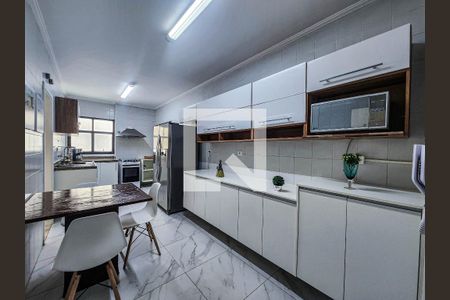 Apartamento para alugar com 200m², 4 quartos e 2 vagasCozinha