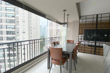 Sala de Jantar de apartamento à venda com 2 quartos, 91m² em Alphaville Empresarial, Barueri