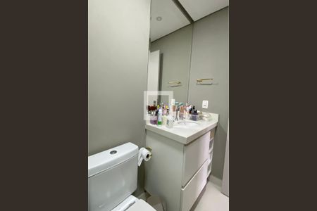 Apartamento à venda com 91m², 2 quartos e 2 vagasBanheiro da Suíte 2