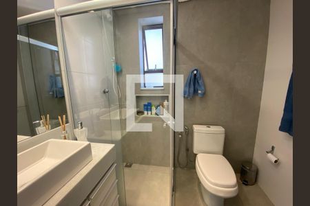 Apartamento à venda com 85m², 2 quartos e 2 vagasBanheiro 2