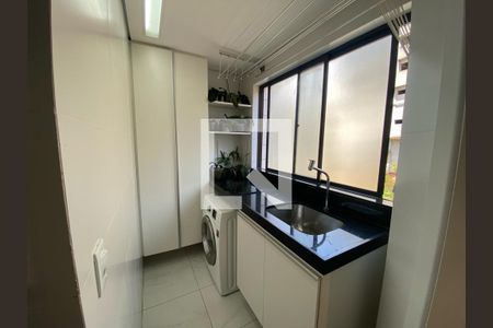Apartamento à venda com 85m², 2 quartos e 2 vagasÁrea de Serviço