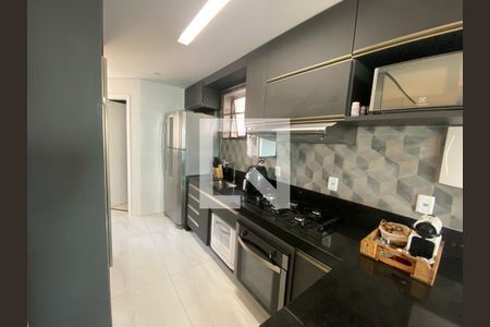 Apartamento à venda com 85m², 2 quartos e 2 vagasCozinha