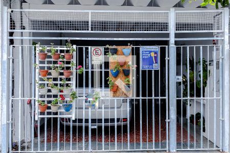 Casa à venda com 88m², 2 quartos e 1 vagaFachada