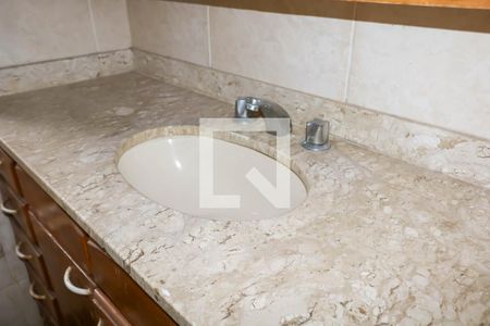 Apartamento para alugar com 70m², 2 quartos e 1 vaga Apartamento para alugar com 70m², 2 quartos e 1 vagaBanheiro