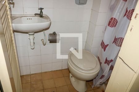 Apartamento para alugar com 70m², 2 quartos e 1 vaga Apartamento para alugar com 70m², 2 quartos e 1 vagaBanheiro de Serviço