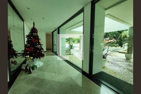 Apartamento à venda com 68m², 2 quartos e 1 vaga Apartamento à venda com 68m², 2 quartos e 1 vagaHall de entrada