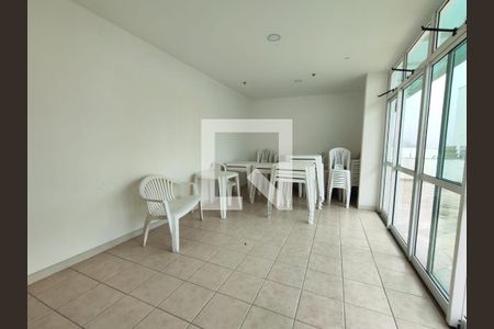 Apartamento à venda com 68m², 2 quartos e 1 vaga Apartamento à venda com 68m², 2 quartos e 1 vagaSalão de Festas