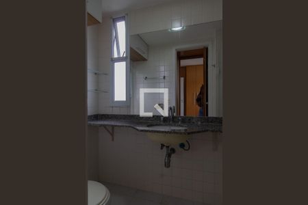 Apartamento à venda com 68m², 2 quartos e 1 vaga Apartamento à venda com 68m², 2 quartos e 1 vagaBanheiro da Suíte