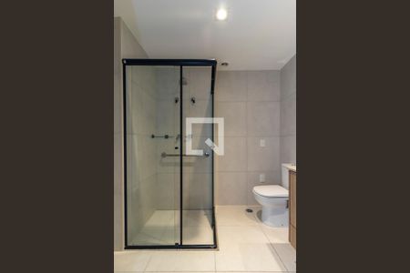 Banheiro de kitnet/studio à venda com 1 quarto, 32m² em Indianópolis, São Paulo