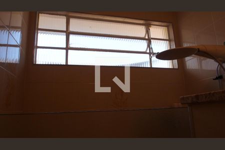 Casa à venda com 170m², 2 quartos e 4 vagasBanheiro/Lavabo