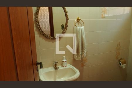 Casa à venda com 170m², 2 quartos e 4 vagasBanheiro/Lavabo