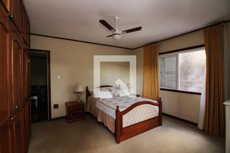 Casa à venda com 248m², 4 quartos e 3 vagas Casa à venda com 248m², 4 quartos e 3 vagasQuarto Suíte