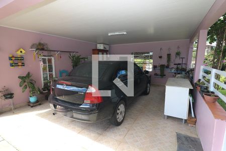 Casa à venda com 248m², 4 quartos e 3 vagas Casa à venda com 248m², 4 quartos e 3 vagasGaragem