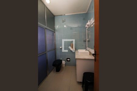 Casa à venda com 248m², 4 quartos e 3 vagas Casa à venda com 248m², 4 quartos e 3 vagasBanheiro da Suíte