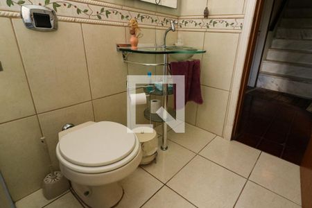 Casa à venda com 248m², 4 quartos e 3 vagas Casa à venda com 248m², 4 quartos e 3 vagasBanheiro 2