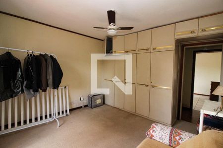 Casa à venda com 248m², 4 quartos e 3 vagas Casa à venda com 248m², 4 quartos e 3 vagasQuarto 1