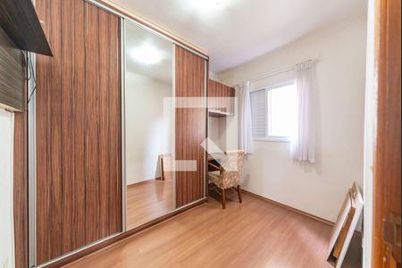Quarto 1 de apartamento para alugar com 3 quartos, 57m² em Jardim Alvorada, Santo André