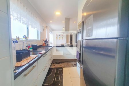 Apartamento para alugar com 111m², 3 quartos e 2 vagas Apartamento para alugar com 111m², 3 quartos e 2 vagasCozinha