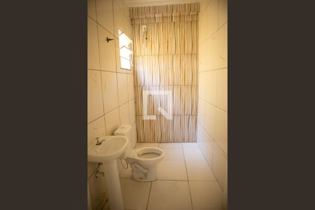 Banheiro de casa para alugar com 1 quarto, 40m² em Vila Isolina Mazzei, São Paulo