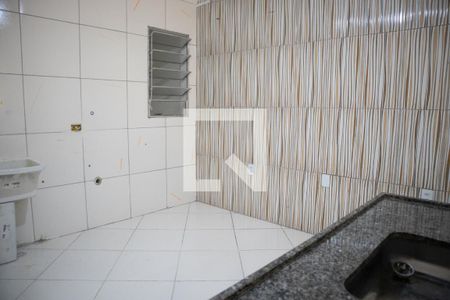 Cozinha e Área de Serviço de casa para alugar com 1 quarto, 40m² em Vila Isolina Mazzei, São Paulo