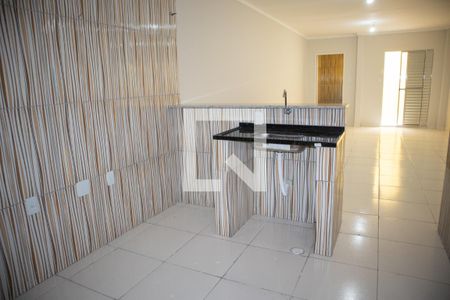 Cozinha de casa para alugar com 1 quarto, 40m² em Vila Isolina Mazzei, São Paulo