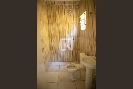 Banheiro de casa para alugar com 1 quarto, 40m² em Vila Isolina Mazzei, São Paulo