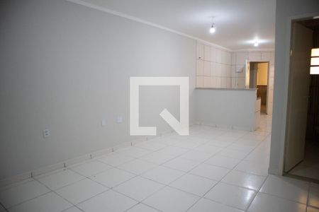 Sala de casa para alugar com 1 quarto, 40m² em Vila Isolina Mazzei, São Paulo